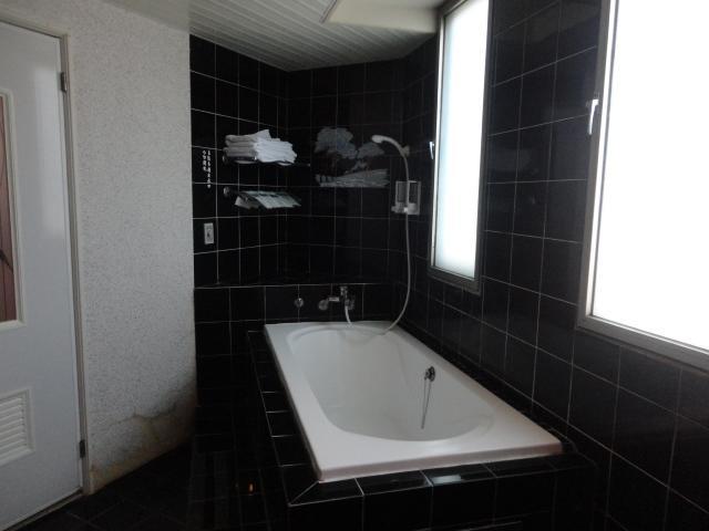 Yi Pin Yuan Hotel Тайнан Екстериор снимка